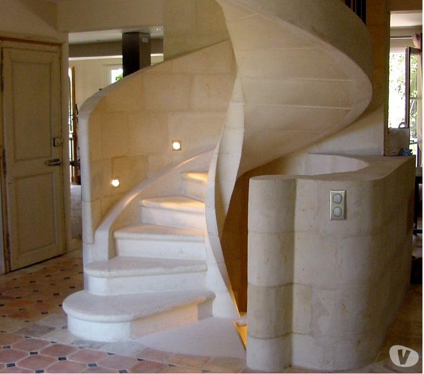 escalier en colimacon en pierre