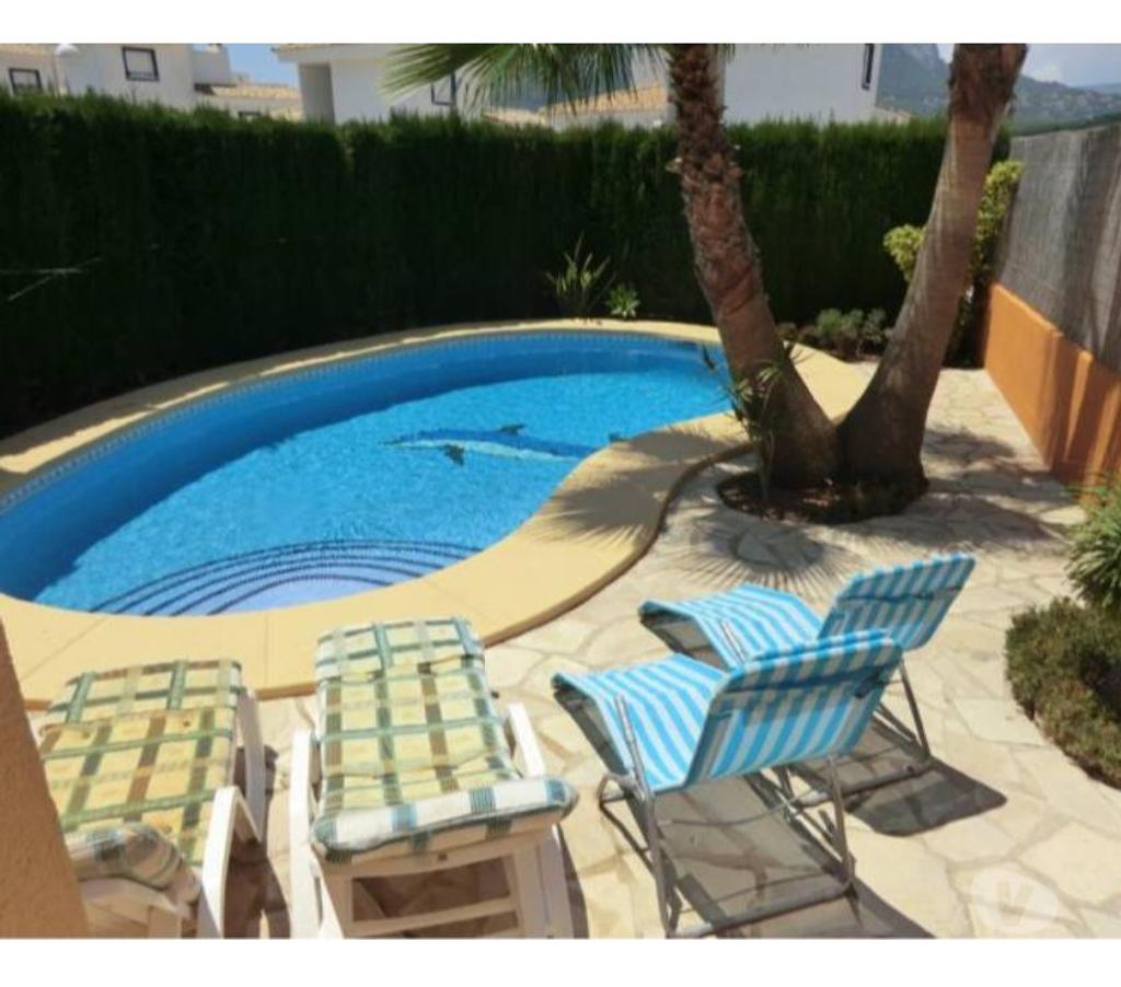 Annonce maison Espagne - Photos Vivastreet Calpe Villa 3 Ch. 2 SDB Piscine privée Beau jardin fleuri 