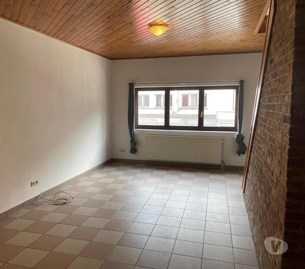 Location appartement Manage - Photos Vivastreet A LOUER APPARTEMENT EN DUPLEX MANAGE
