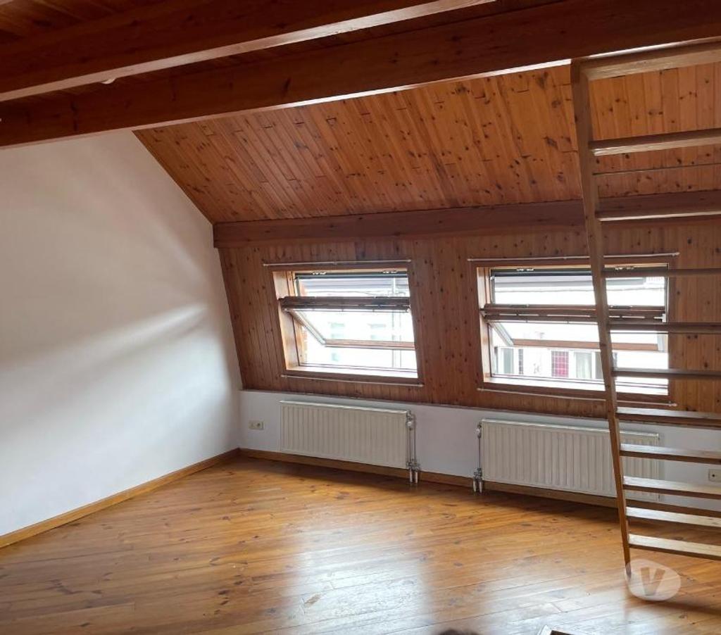 Location appartement Manage - Photos Vivastreet A LOUER APPARTEMENT EN DUPLEX MANAGE