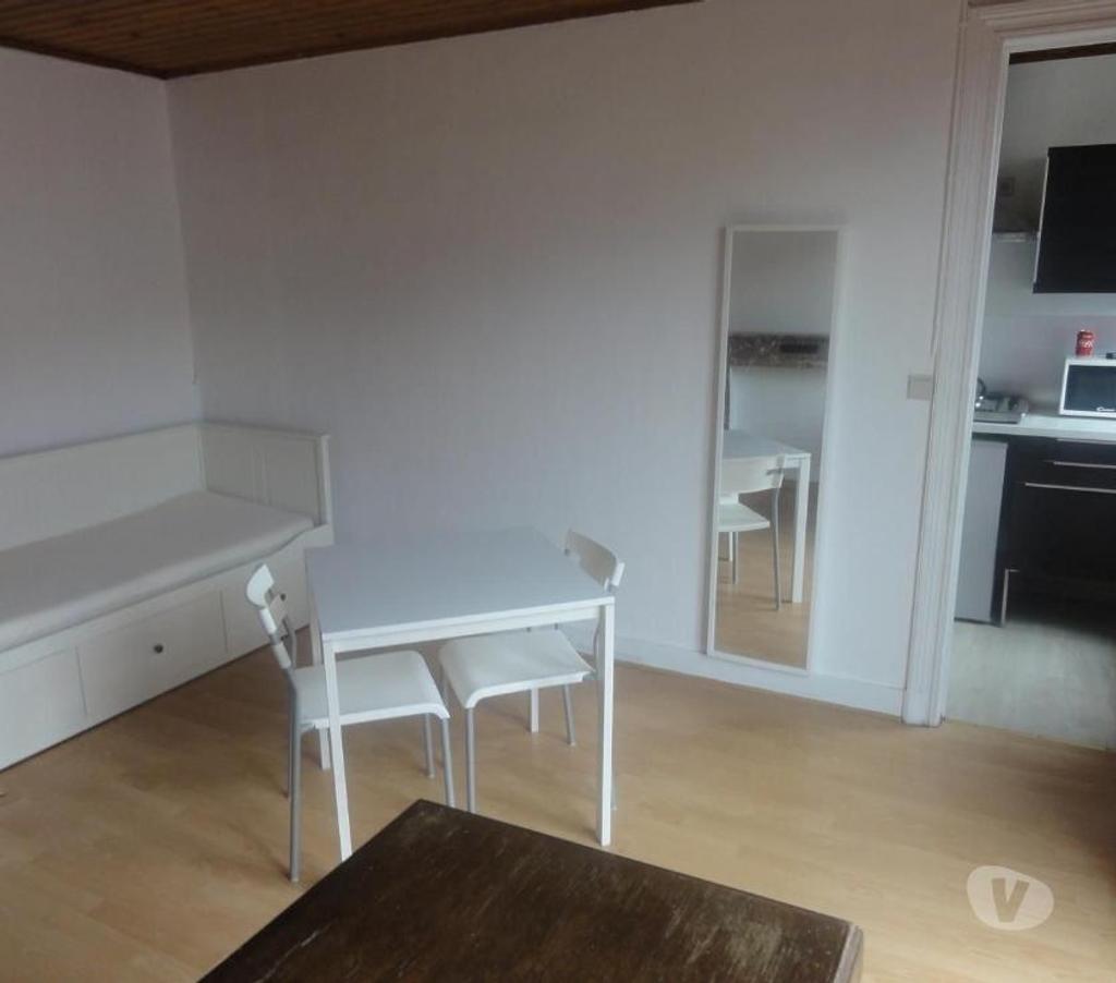location meublé Ixelles - Photos Vivastreet studio 27 m2 ixelles