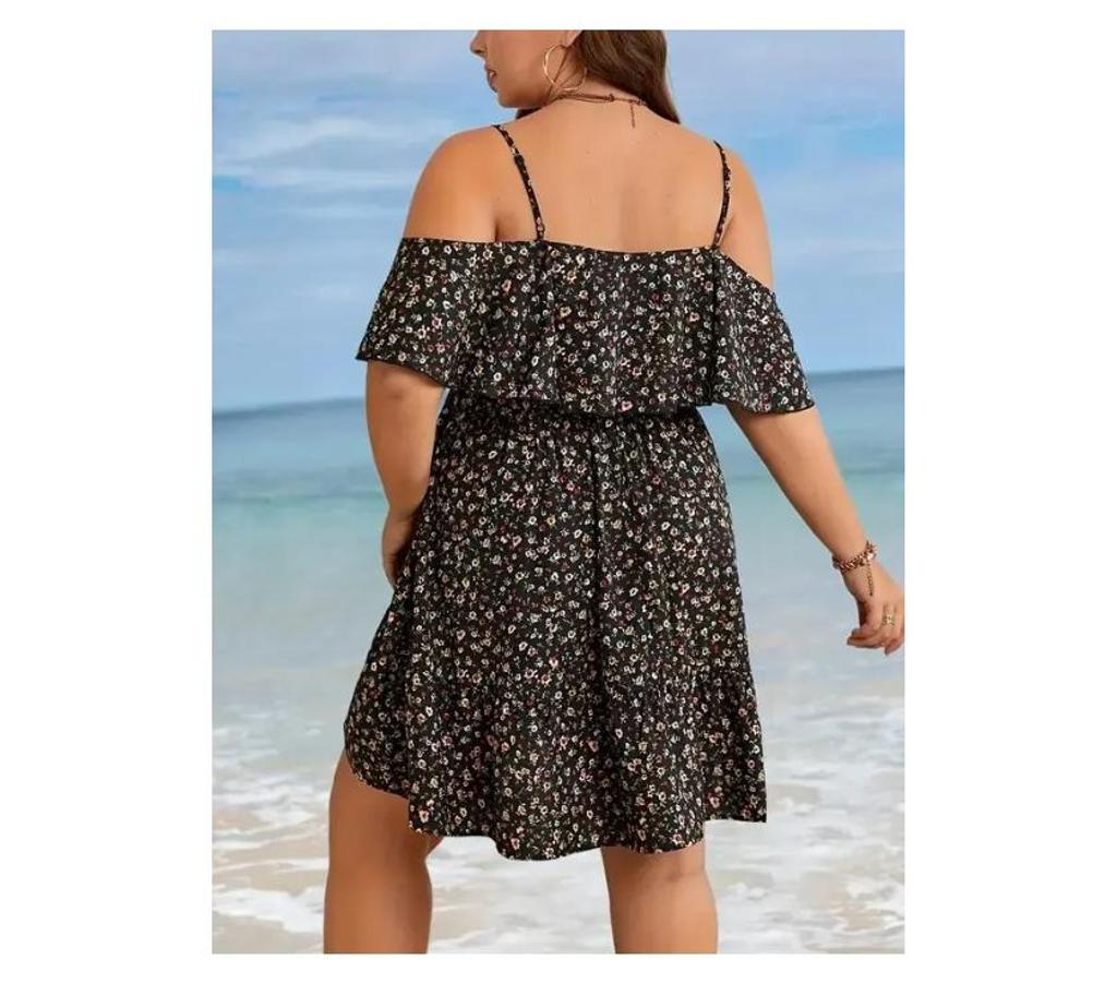 Vêtements occasion Auderghem - Photos Vivastreet Robe de plage élégante