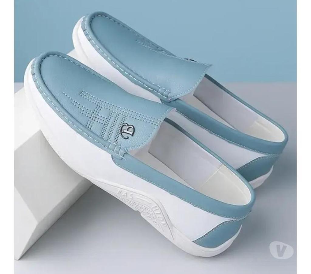 Chaussures Anderlecht - Photos Vivastreet Chaussures en cuir pour