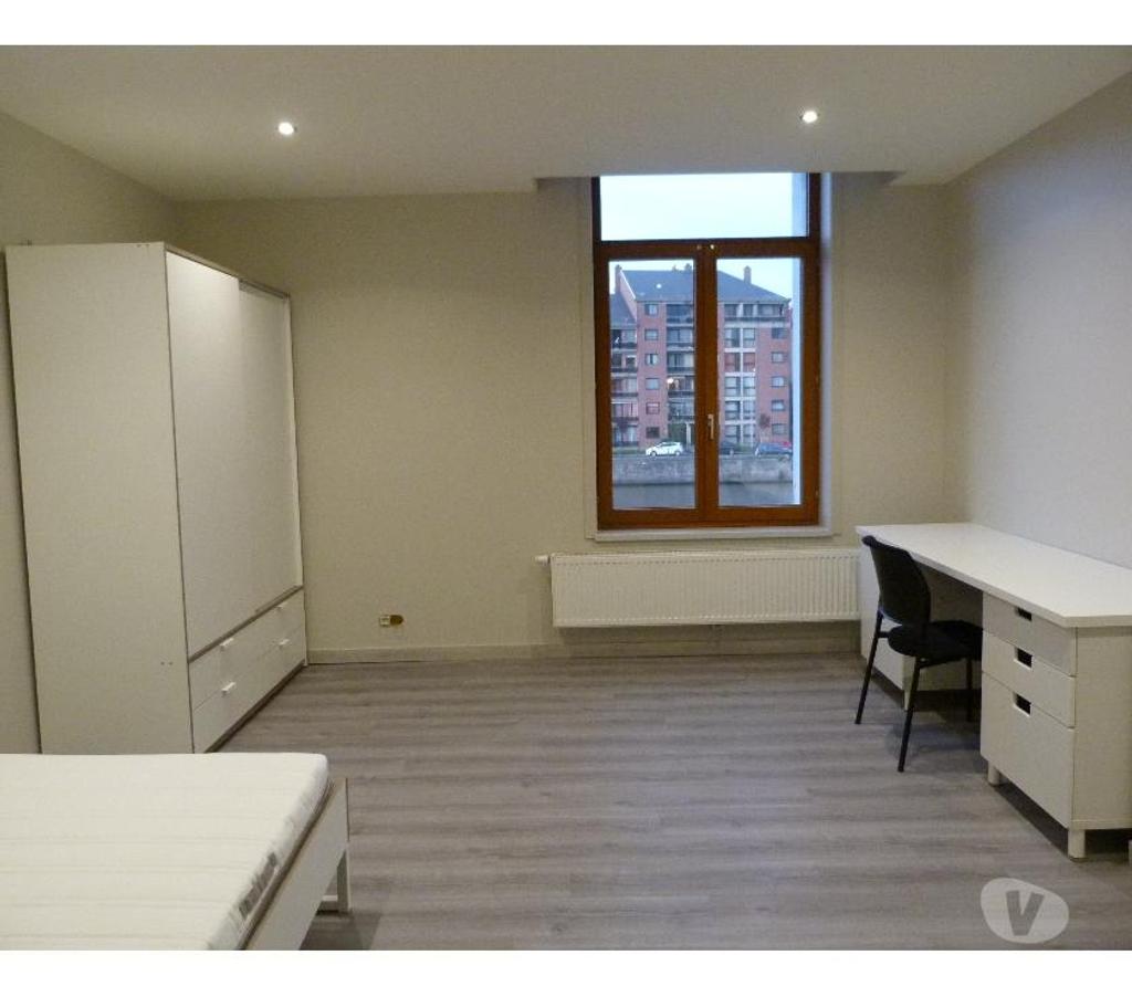 colocation Tournai Tournai-Centrum - Photos Vivastreet Kot (chambre) 22 m² Tournai