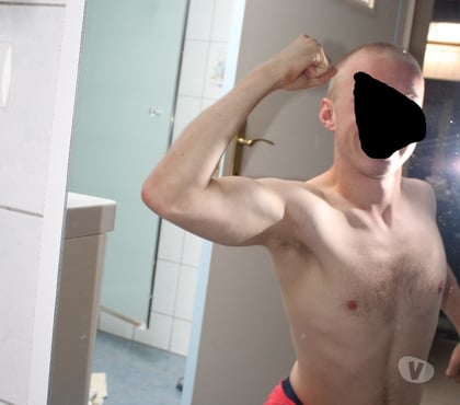 Rencontre adulte - Photos Vivastreet Jeune homme de 27 ans