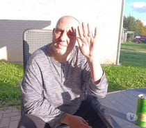 Cherche femme qui aime se faire lécher longuement