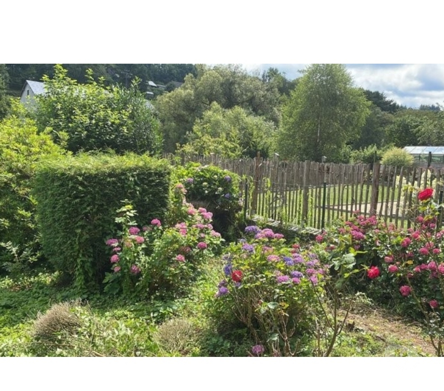 Annonce maison Alle - Photos Vivastreet Alle : Charmante maison, 3-4ch, 2sdb, jardin.