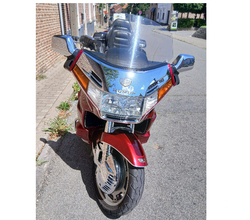 Motos Landen Waasmont - Photos Vivastreet AV une splendide Moto goldwing 1500
