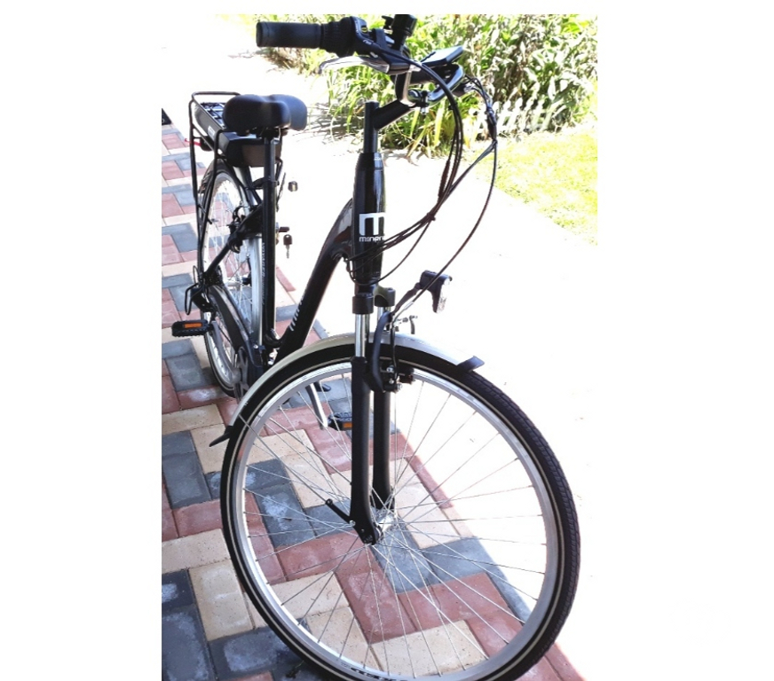 Matériel de sport Manage - Photos Vivastreet A vendre Vélo électrique Minerva Confort voyageur