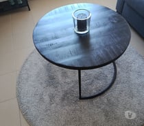 Table de salon noir