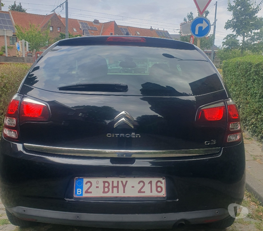Voiture à vendre Jette - Photos Vivastreet citroen c3 2016 1.2 ESSANCE EURO6B 16100KM CARNET