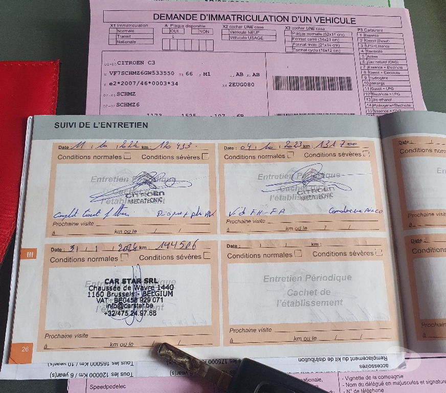 Voiture à vendre Jette - Photos Vivastreet citroen c3 2016 1.2 ESSANCE EURO6B 16100KM CARNET