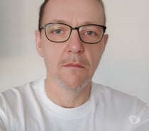 Passif a faire jouir gémir avec ta grosse queue dur rempli