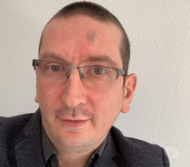 A la recherche d'une maîtresse pour assouvir ses désirs...
