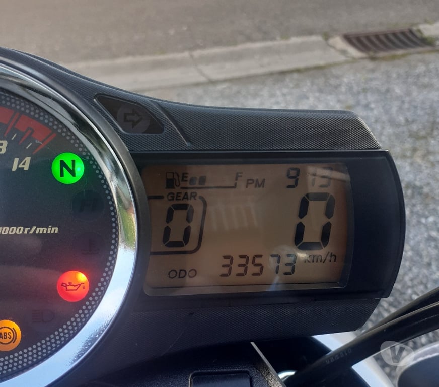 Motos Florennes Florennes-Centrum - Photos Vivastreet Moto Suzuki GSF 650 BANDIT N