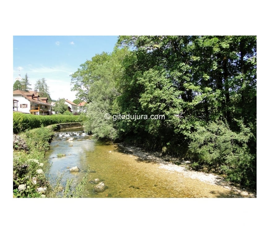 Location vacances France - Photos Vivastreet Gîte n°1805 Montagnes Jura, Spa sauna, classé 3 étoiles