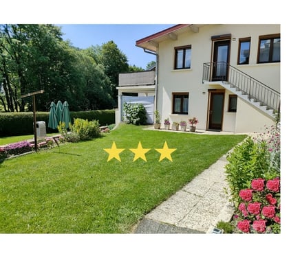 Locations vacances - Photos Vivastreet Gîte n°1805 Montagnes Jura, Spa sauna, classé 3 étoiles