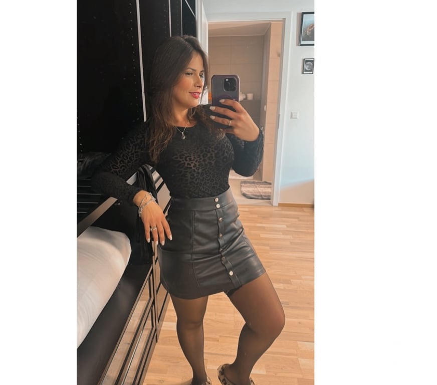 Escort Etterbeek - Photos Vivastreet Amora Sexy lady