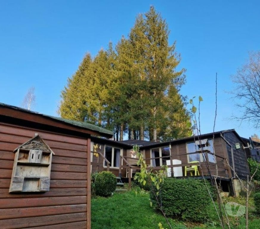 Annonce maison Bertrix - Photos Vivastreet AUBY-SUR-SEMOIS : Agréable chalet avec terrasse et jardin.