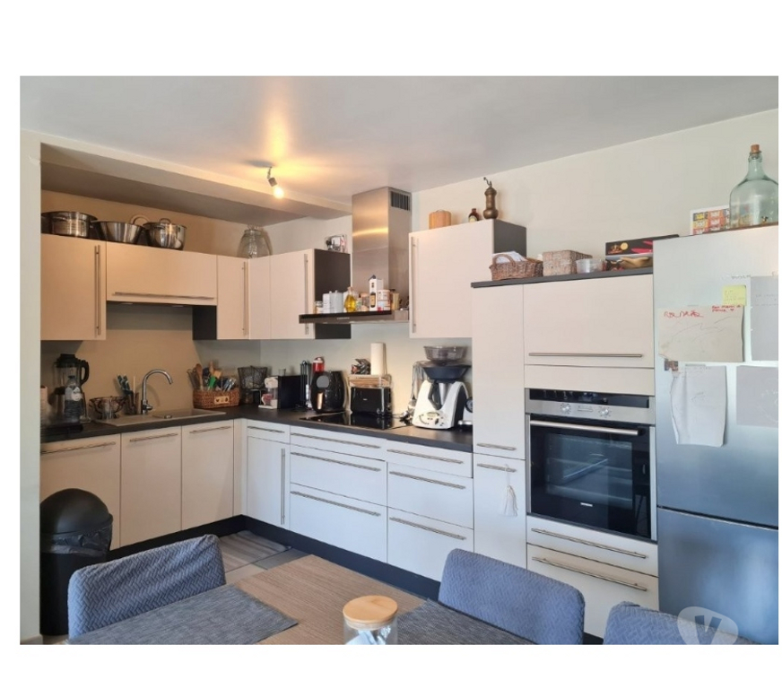 Appartement a vendre Bertrix - Photos Vivastreet Bertrix centre: bel appartement, 2ch, balcon, ascenseur.