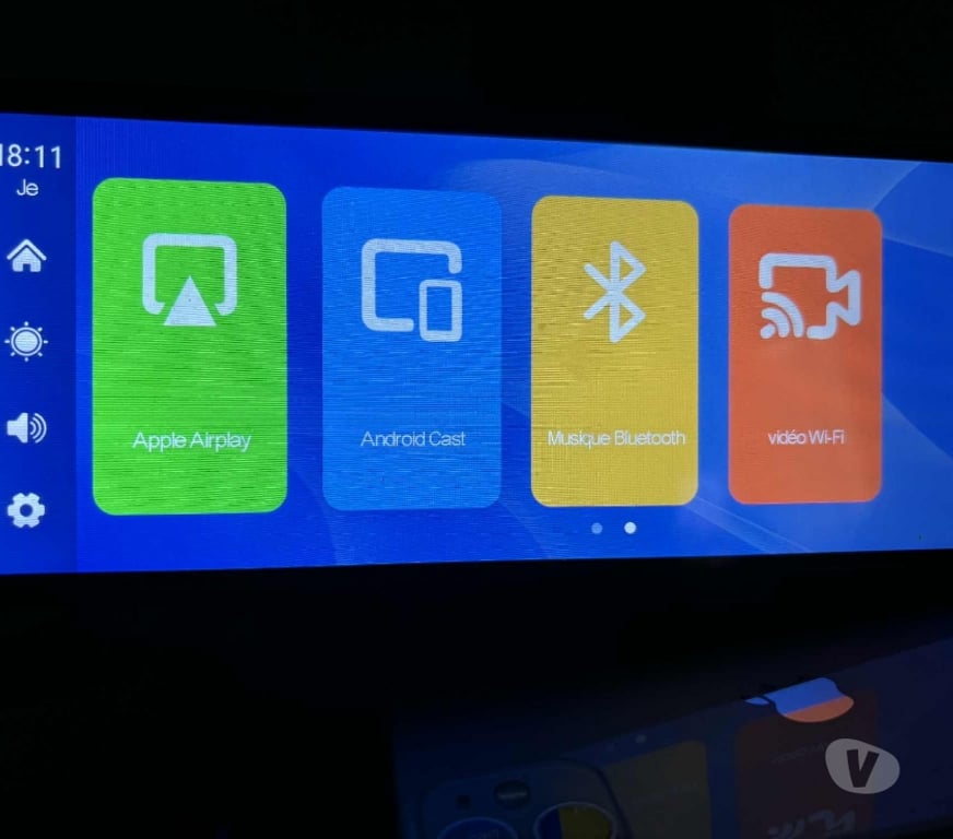 Pièces et services auto Farciennes - Photos Vivastreet A vendre CarPlay
