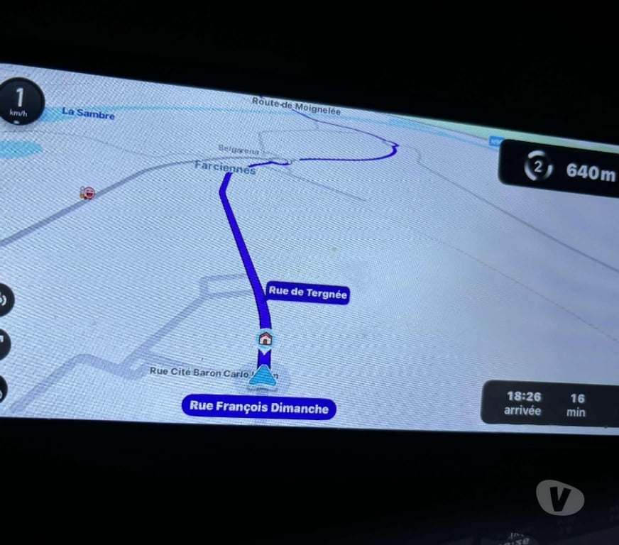 Pièces et services auto Farciennes - Photos Vivastreet A vendre CarPlay