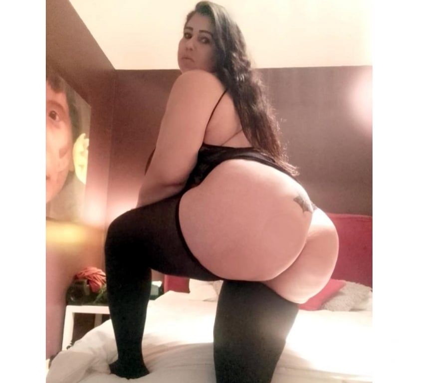 Escort Anderlecht - Photos Vivastreet Karol Chaude Brune pulpeuse complète WAPP0475249462