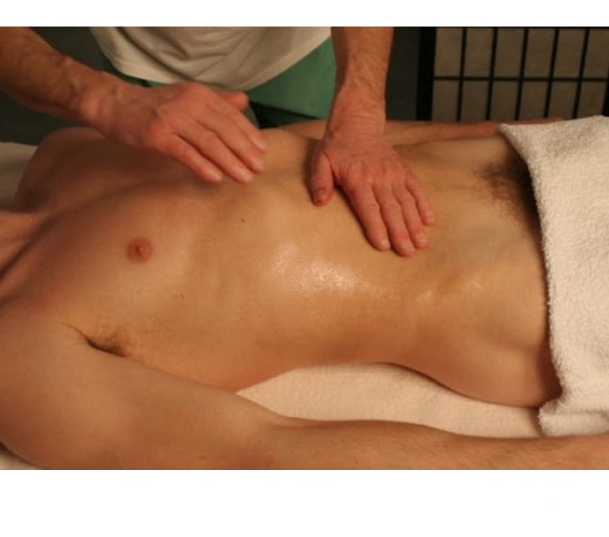 Gay Woluwe-Saint-Pierre - Photos Vivastreet MASSAGE POUR JEUNES (Max. 25ans) GRATUIT!