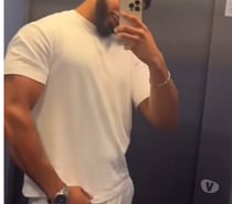 Mec rebeu sportif discret renc