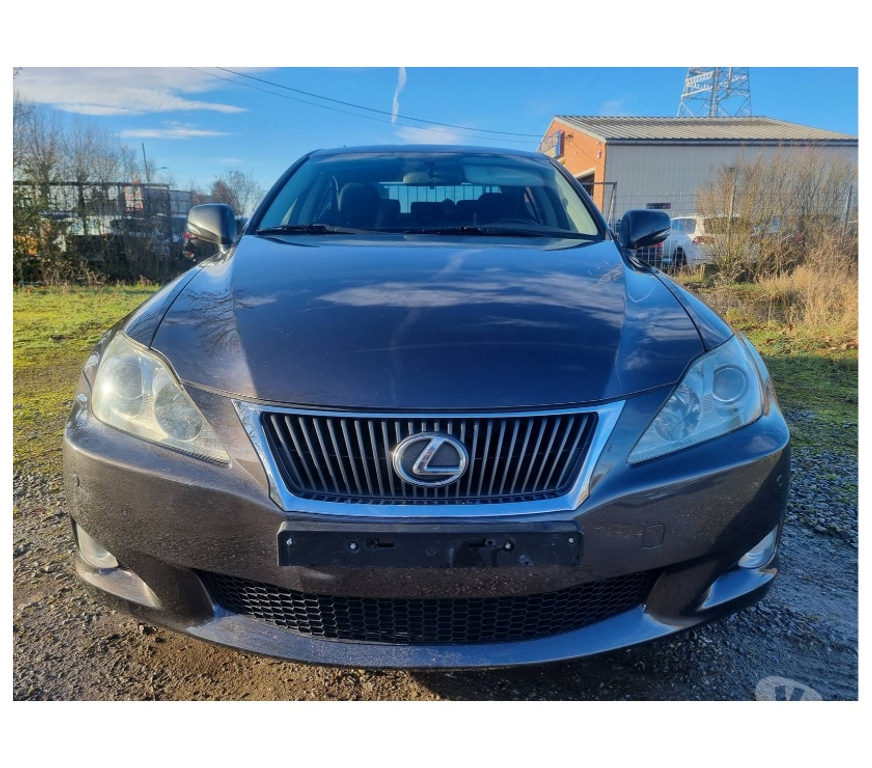 Voiture à vendre Pont-de-Loup - Photos Vivastreet Lexus is220d 177cv 130kw Gps Airco caméra jantes alu