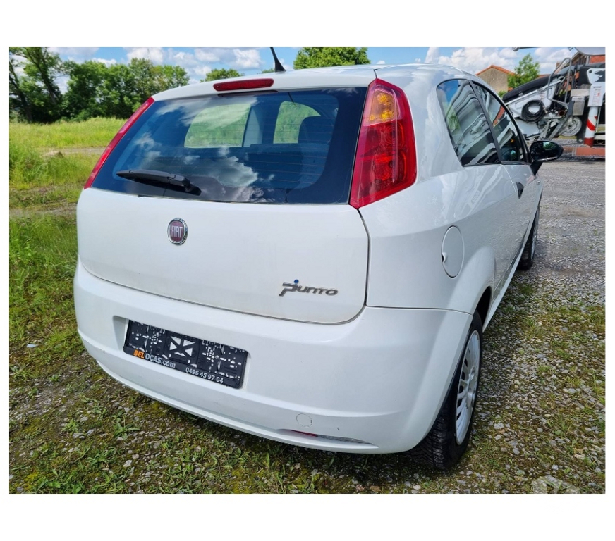 Voiture à vendre Pont-de-Loup - Photos Vivastreet Fiat Punto 2009 3portes 156000km 1.3jtd 70cv pack élect