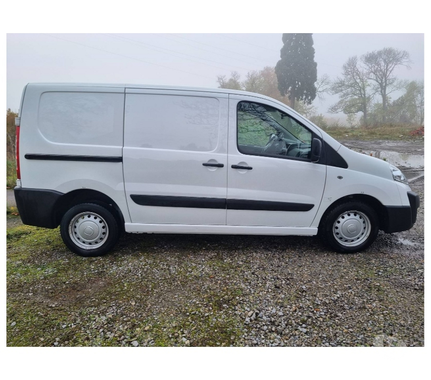 Véhicules commerciaux & utilitaires d'occasion Pont-de-Loup - Photos Vivastreet Fiat Scudo L1H1 12 2015 82000km 1.6hdi 90cv 66kw euro5