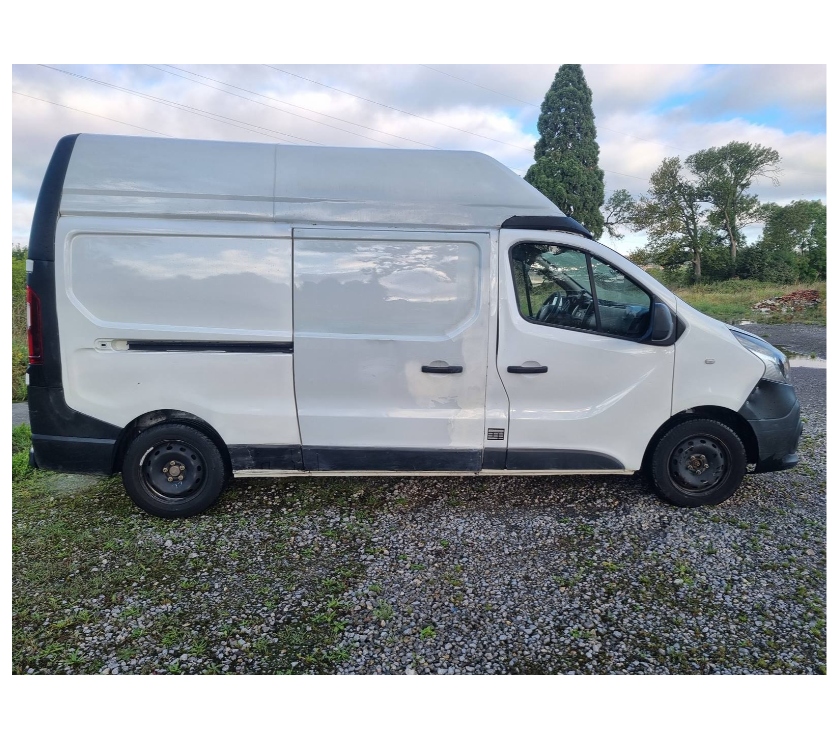 Véhicules commerciaux & utilitaires d'occasion Pont-de-Loup - Photos Vivastreet Renault Trafic L2H2 11 2017 EURO6 1.6DCI 125CV AIRCO CRUISE