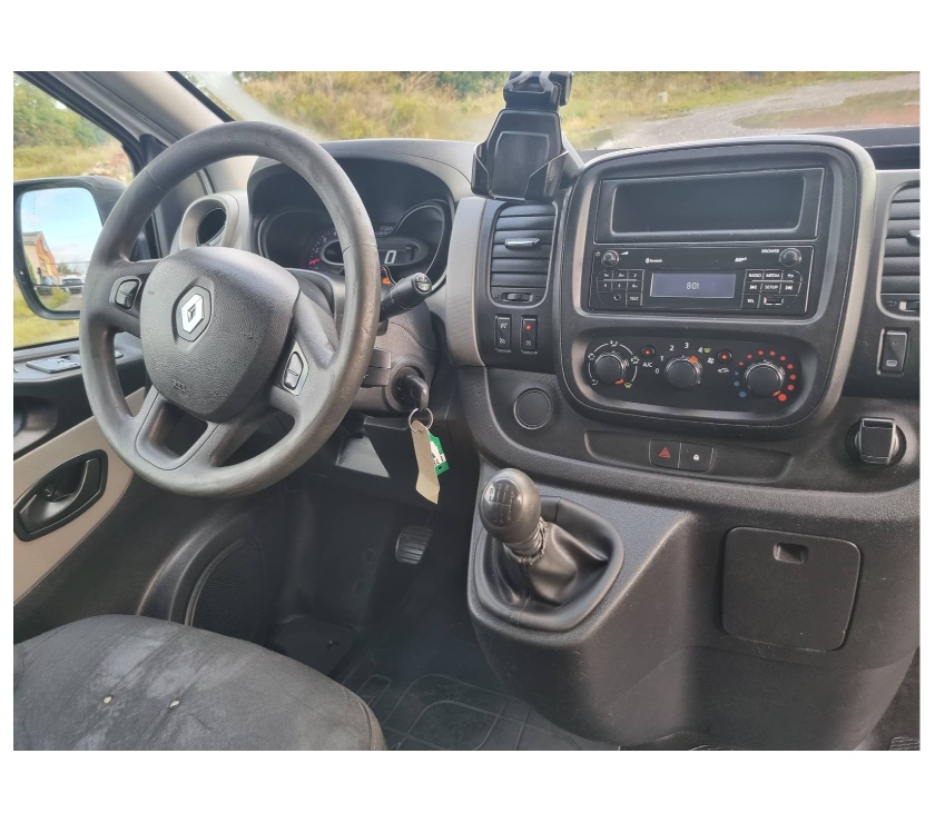 Véhicules commerciaux & utilitaires d'occasion Pont-de-Loup - Photos Vivastreet Renault Trafic L2H2 11 2017 EURO6 1.6DCI 125CV AIRCO CRUISE