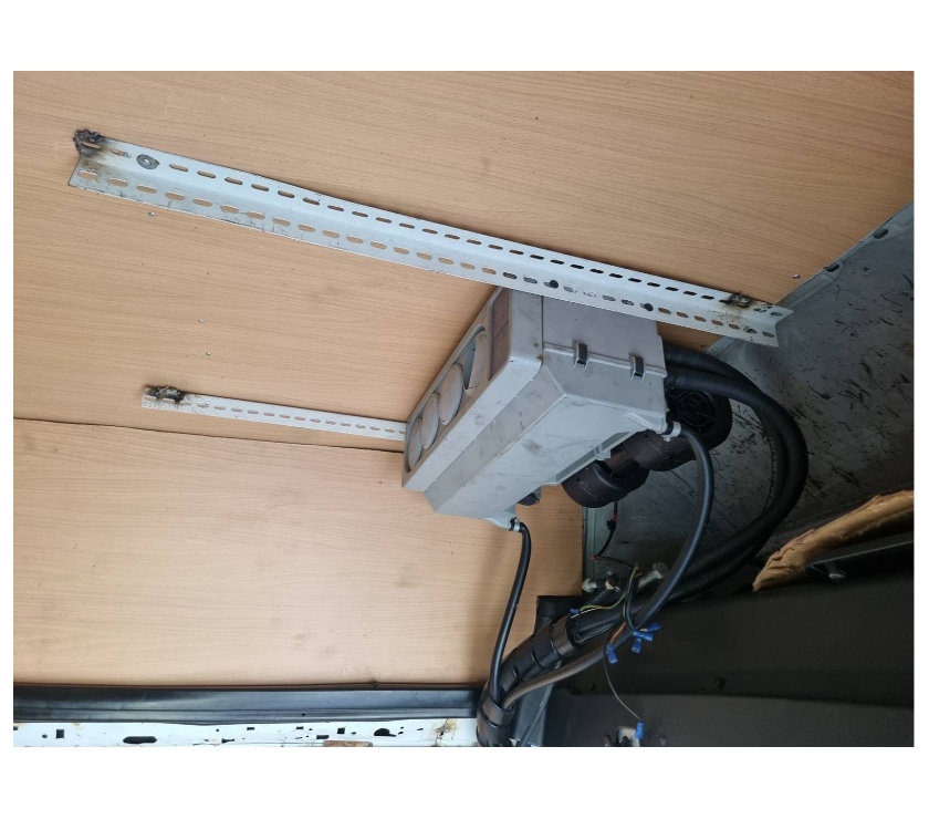 Véhicules commerciaux & utilitaires d'occasion Pont-de-Loup - Photos Vivastreet Renault Trafic L2H2 11 2017 EURO6 1.6DCI 125CV AIRCO CRUISE
