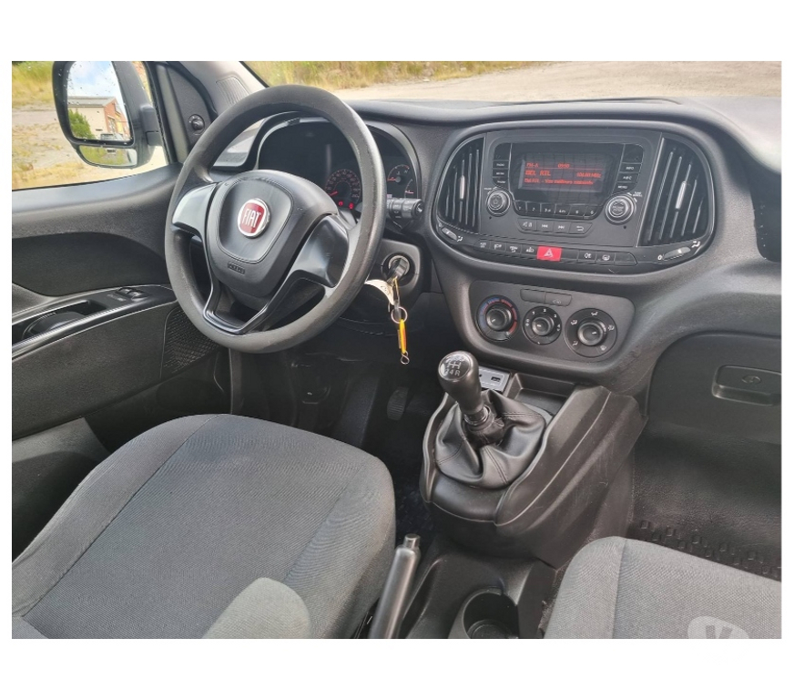 Véhicules commerciaux & utilitaires d'occasion Pont-de-Loup - Photos Vivastreet Fiat Doblo L2 long châssis 7 2017 Euro6 1.3jtd 95cv 98534KM