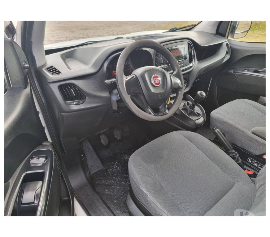 Véhicules commerciaux & utilitaires d'occasion Pont-de-Loup - Photos Vivastreet Fiat Doblo L2 long châssis 7 2017 Euro6 1.3jtd 95cv 98534KM