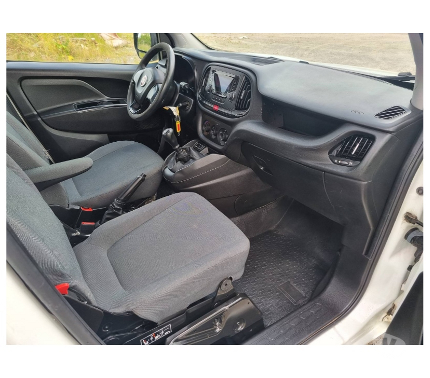 Véhicules commerciaux & utilitaires d'occasion Pont-de-Loup - Photos Vivastreet Fiat Doblo L2 long châssis 7 2017 Euro6 1.3jtd 95cv 98534KM