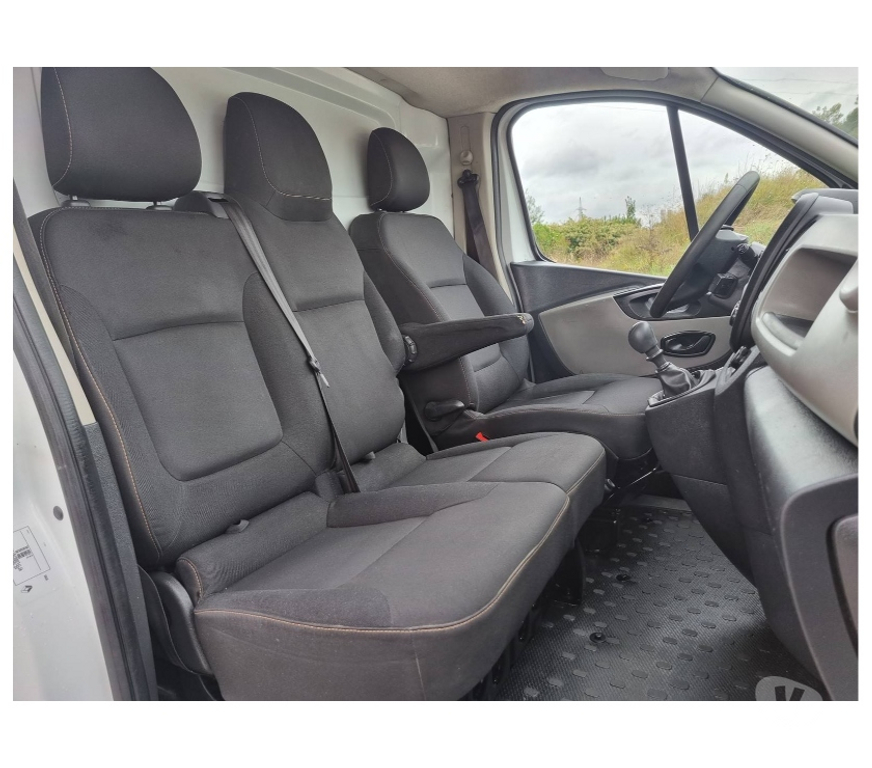 Véhicules commerciaux & utilitaires d'occasion Pont-de-Loup - Photos Vivastreet Renault Trafic 10 2018 L1h1 89000km 1.6dci 95cv 70kw airco