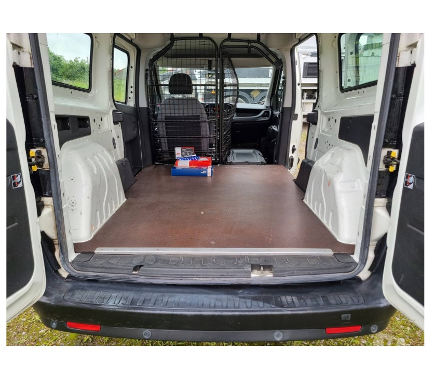 Véhicules commerciaux & utilitaires d'occasion Pont-de-Loup - Photos Vivastreet Fiat Doblo L2 long châssis 8 2017 euro6 1.3jtd 95cv 86724km