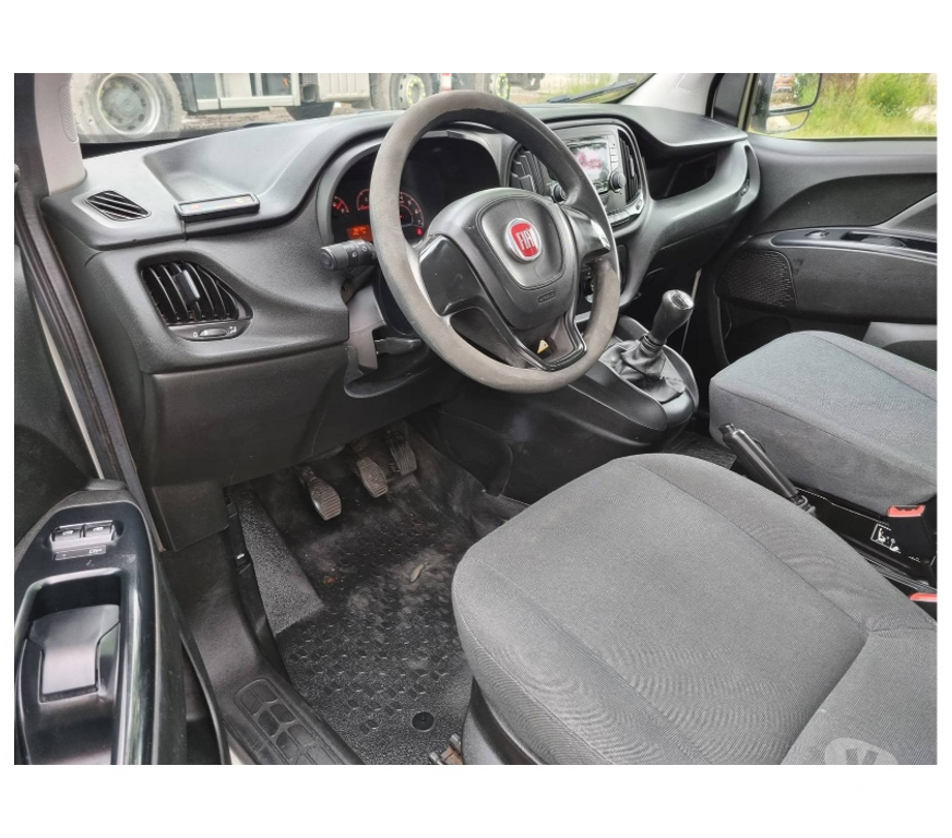 Véhicules commerciaux & utilitaires d'occasion Pont-de-Loup - Photos Vivastreet Fiat Doblo L2 long châssis 8 2017 euro6 1.3jtd 95cv 86724km
