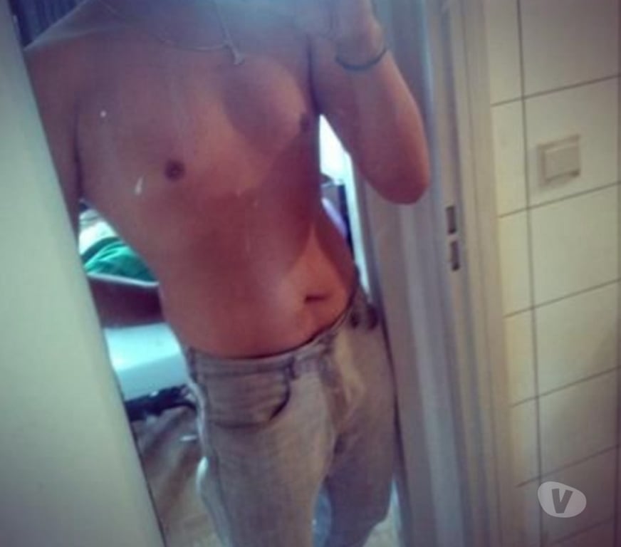 Gay Namur Beez - Photos Vivastreet Curieux de tester un mec de plus de 21 cm, bi & actif