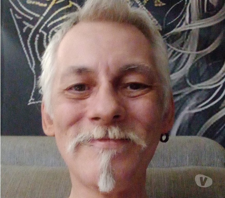 Gay Laeken - Photos Vivastreet Homme bi passif cherche actif .