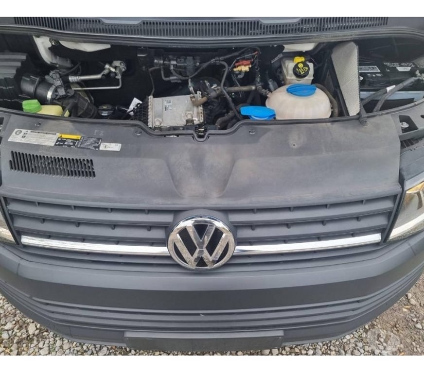 Véhicules commerciaux & utilitaires d'occasion Pont-de-Loup - Photos Vivastreet Vw T6 Transporter 2 2019 2.0Tdi euro6 airco radar de recul