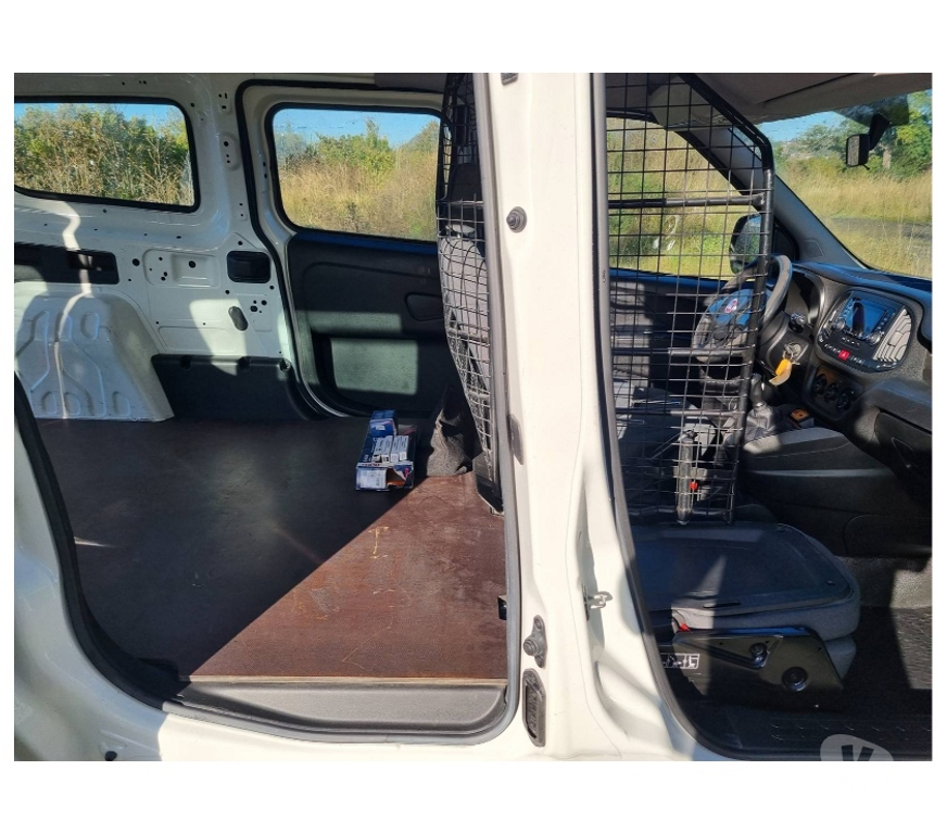 Véhicules commerciaux & utilitaires d'occasion Pont-de-Loup - Photos Vivastreet Fiat Doblo maxi long châssis 2017 euro6 1.3jtd 95cv 98900km