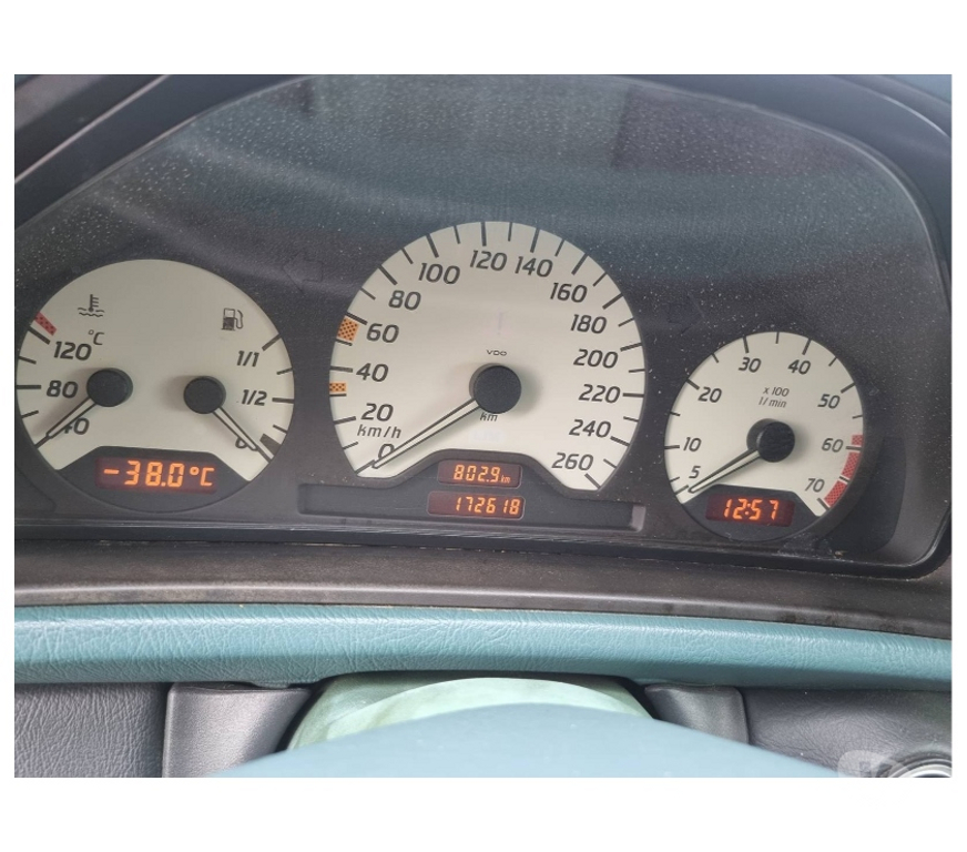 Voiture à vendre Pont-de-Loup - Photos Vivastreet Mercedes CLK230 Compressor Cabriolet 2.3i 193cv 172000km