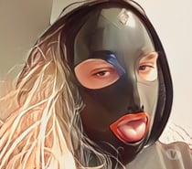 Ma bouche aimes la bite je suis très docile