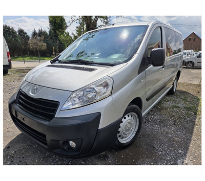 Utilitaires - Photos Vivastreet Peugeot Expert 9places Minibus 2.0hdi 130cv 94kw Airco Cruis