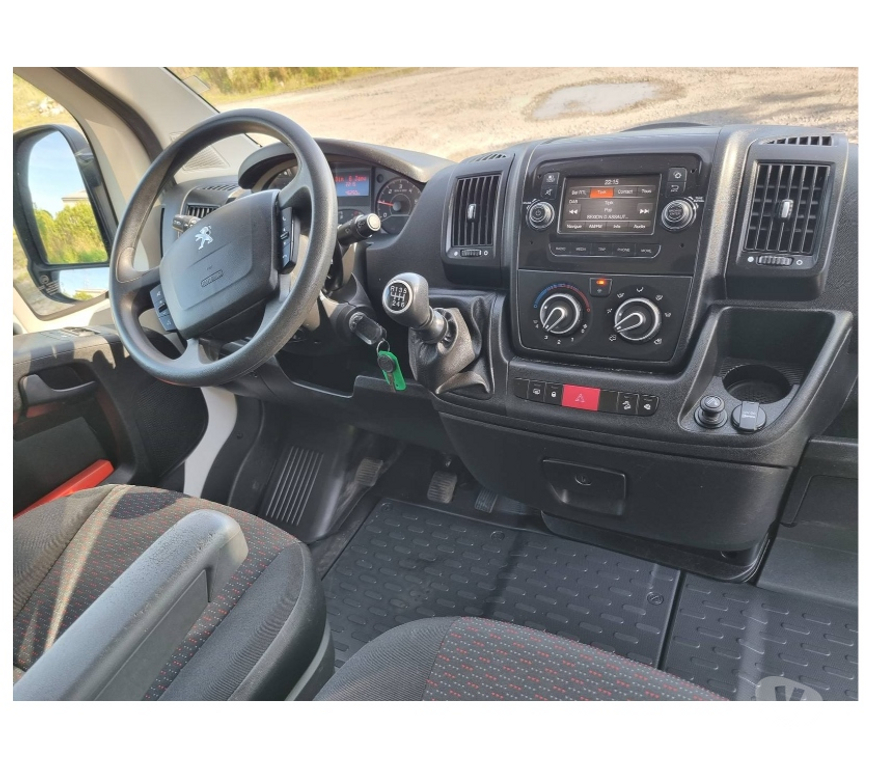 Véhicules commerciaux & utilitaires d'occasion Pont-de-Loup - Photos Vivastreet Peugeot Boxer 9 2021 L2H2 2.2hdi 136cv 36000km Airco Cruise