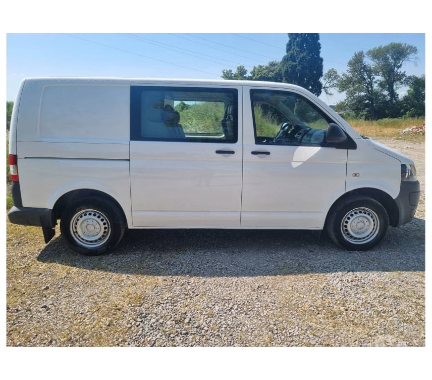 Véhicules commerciaux & utilitaires d'occasion Pont-de-Loup - Photos Vivastreet Vw Transporter T5 2012 double cabine 6places 2.0tdi 90cv...